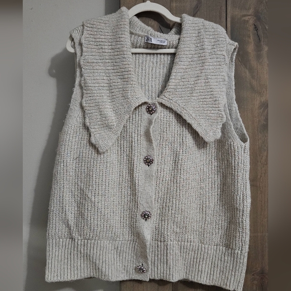 ZARA Gem Button Metallic Bib Collar Knit Vest. Size medium - Picture 8 of 13